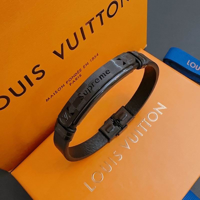 LV Bracelet 03lyr249